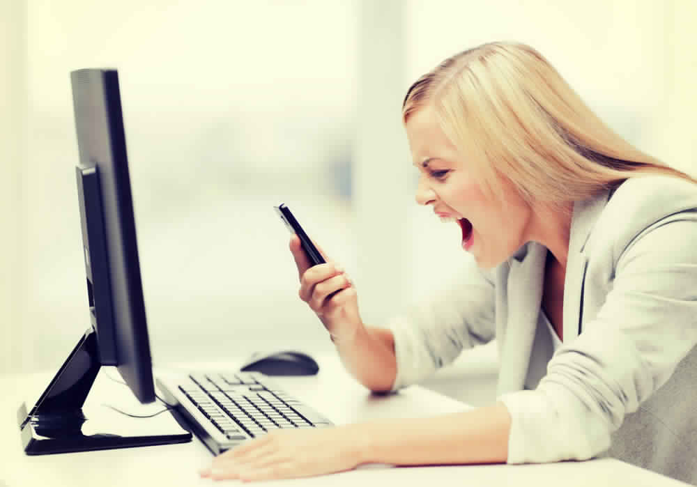 السبب الحقيقي وراء بطء هاتفك القديم  